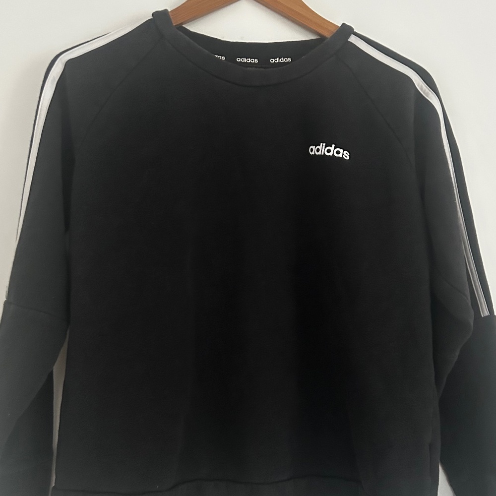Adidas crewneck sweatshirt